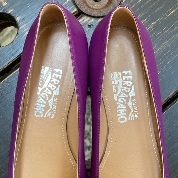 Ferragamo Purple Flats - Picture 7 of 11
